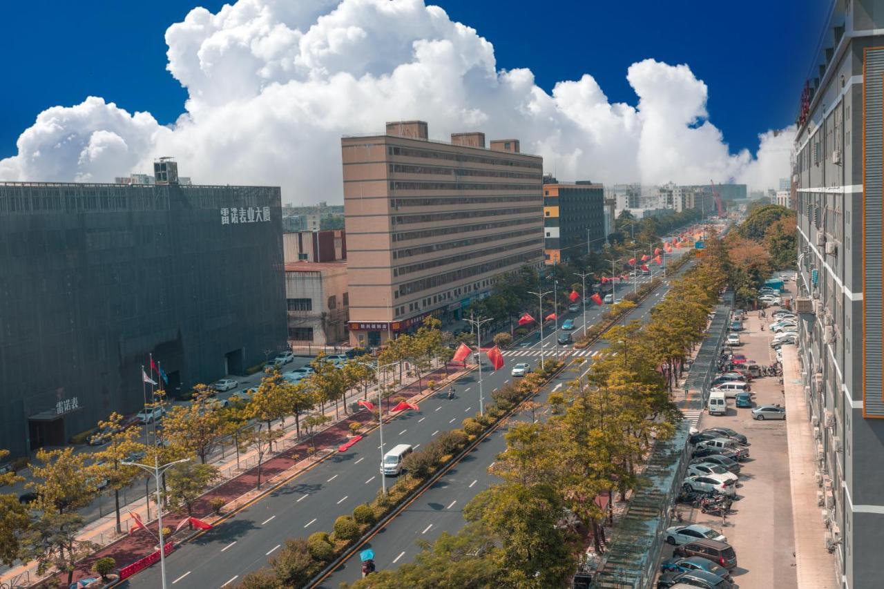 Shenzhen World Exhibition&Convention Center Bao'An Airport Esther Hotel Exterior photo